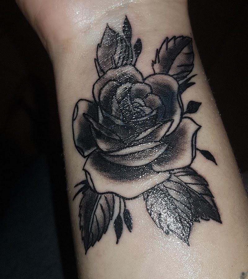 Sultans Tattoos & Piercings